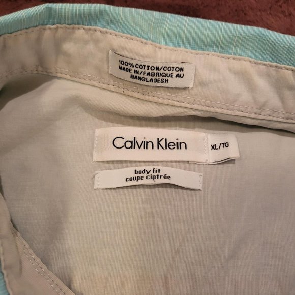 Calvin Klein Button Down Shirt - Picture 3 of 3